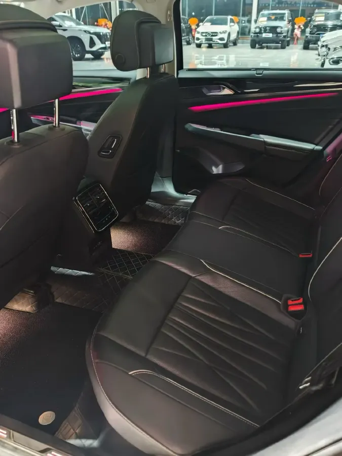 2023 Volkswagen Passat 2.0T 186HP L4 7DCT,autocango,china used car exporter,china ev exporter,chinese used car exporter,chinese used ev exporter