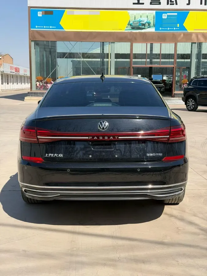 2023 Volkswagen Passat 2.0T 186HP L4 7DCT,autocango,china used car exporter,china ev exporter,chinese used car exporter,chinese used ev exporter
