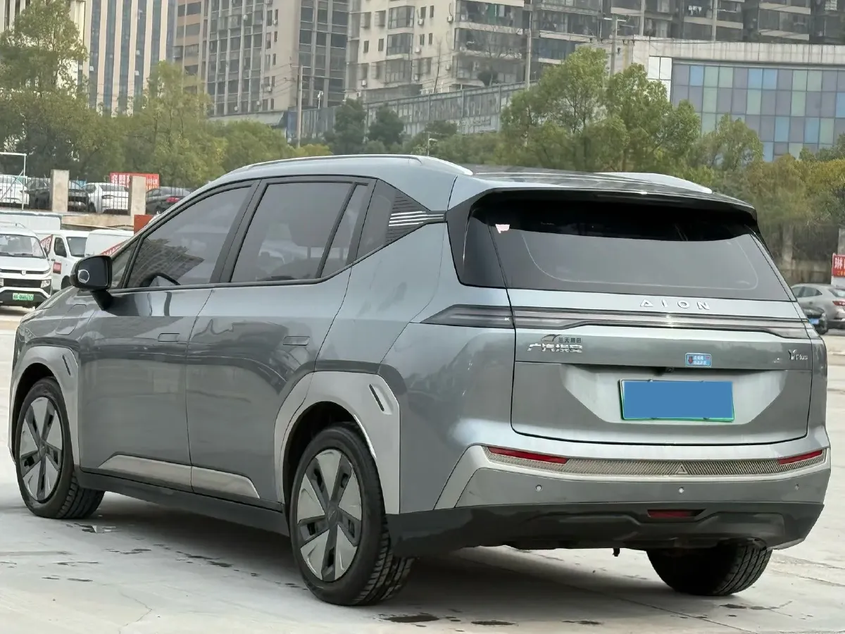 2024 Leapmotor C11 1.5L 95HP L4 REEV 43.74KWH,autocango,china used car exporter,china ev exporter,chinese used car exporter,chinese used ev exporter