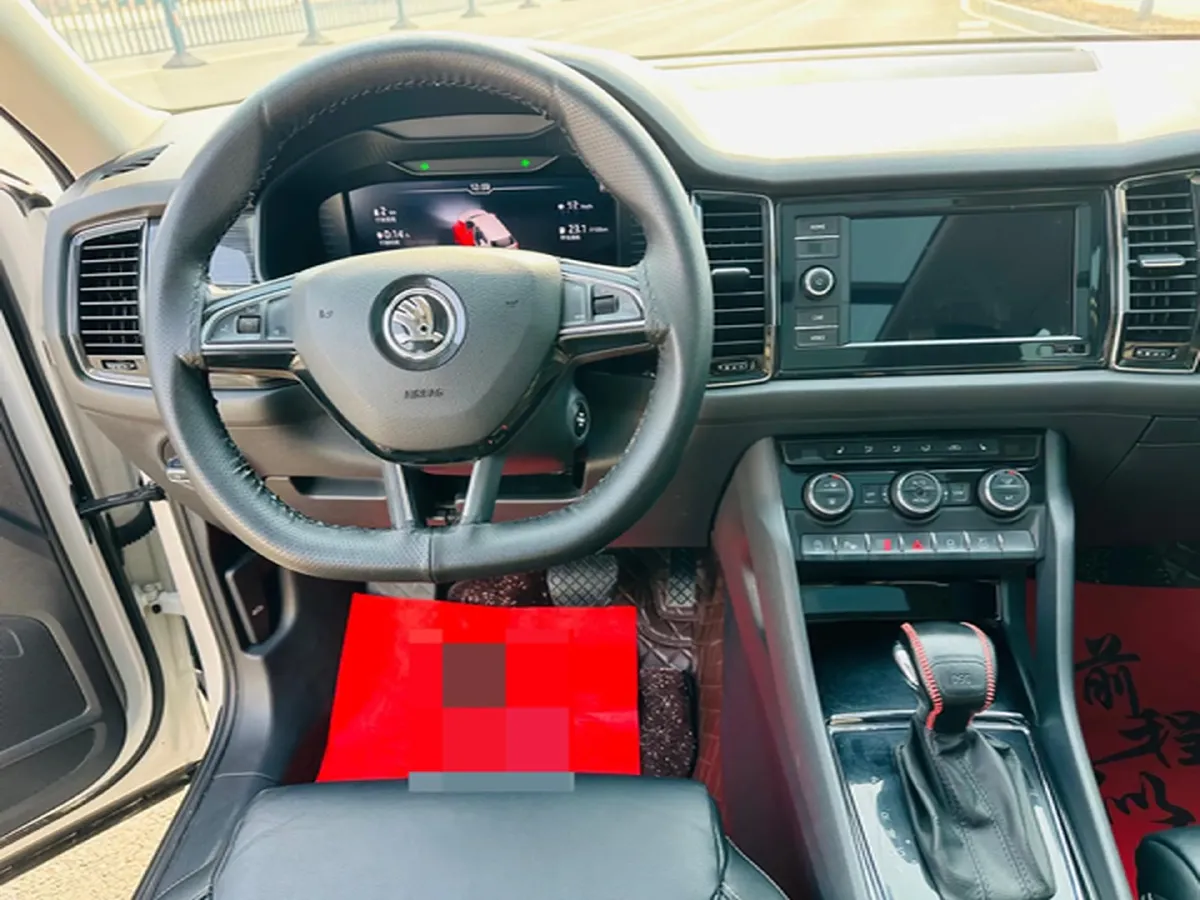 2019 Volkswagen Passat 2.0T 186HP L4 7DCT,autocango,china used car exporter,china ev exporter,chinese used car exporter,chinese used ev exporter