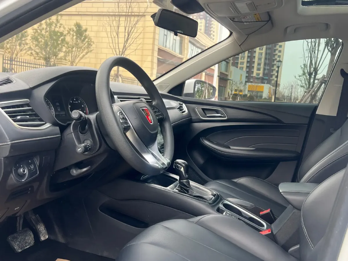 2019 Roewe i5 1.5L 120HP L4 CVT,autocango,china used car exporter,china ev exporter,chinese used car exporter,chinese used ev exporter