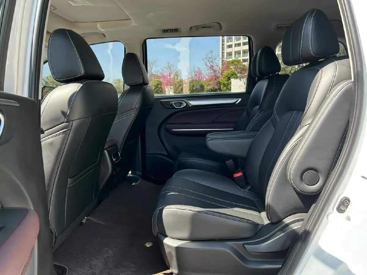 2023 GAC Trumpchi M6 1.5T 177HP L4 7DCT,autocango,china used car exporter,china ev exporter,chinese used car exporter,chinese used ev exporter