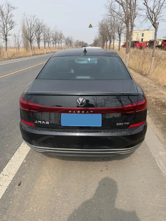 2023 Volkswagen Passat 2.0T 186HP L4 7DCT,autocango,china used car exporter,china ev exporter,chinese used car exporter,chinese used ev exporter