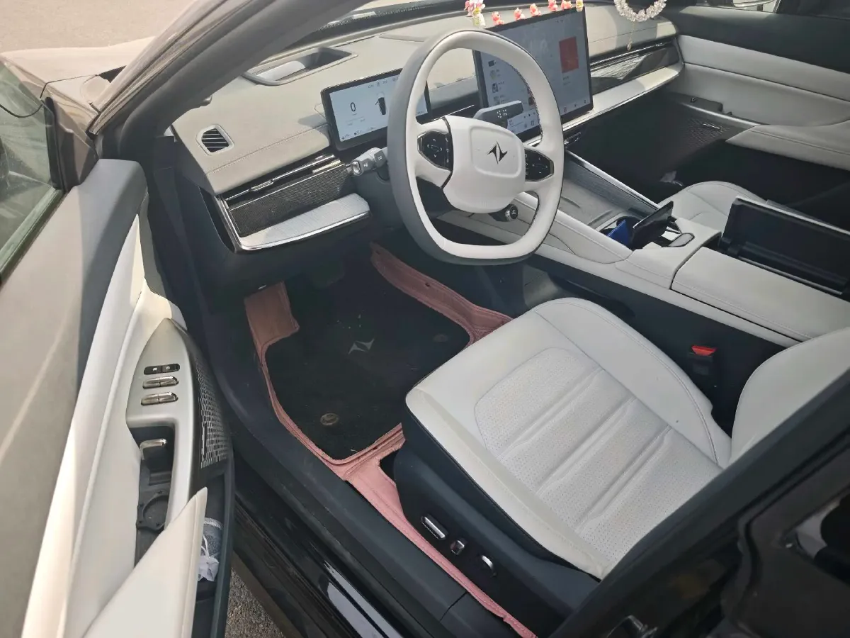 2024 DongFeng eπ eπ007 REEV 105HP REEV 28.4KWH,autocango,china used car exporter,china ev exporter,chinese used car exporter,chinese used ev exporter