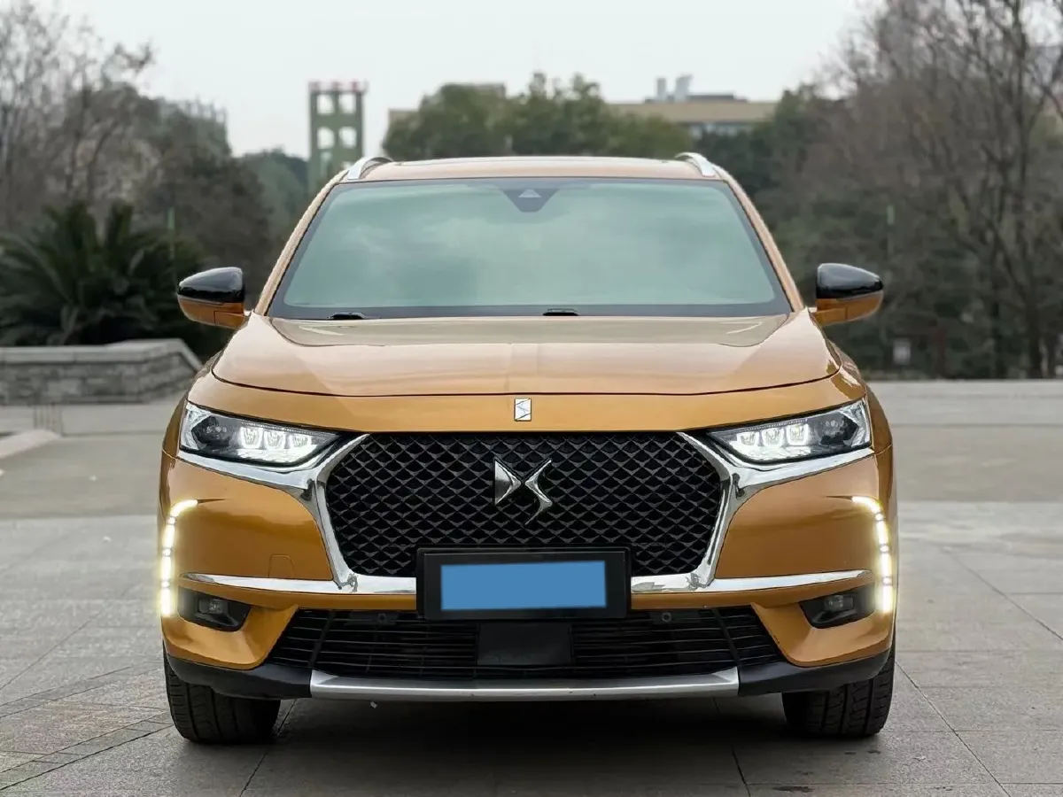 2018 DS 7 1.6T 220HP L4 8AT,autocango,china used car exporter,china ev exporter,chinese used car exporter,chinese used ev exporter