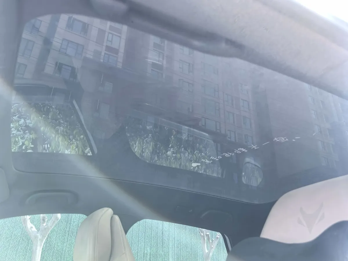 2024 HongQi H5 2.0T 224HP L4 8AT,autocango,china used car exporter,china ev exporter,chinese used car exporter,chinese used ev exporter