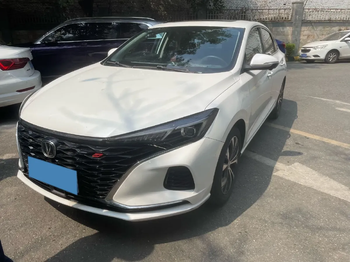 2021 ChangAn Eado 1.4T 160HP L4 7DCT,autocango,china used car exporter,china ev exporter,chinese used car exporter,chinese used ev exporter