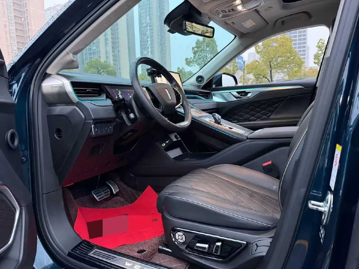 2022 WEY Mocha 1.5T 156HP L4 2DHT PHEV 39.67KWH,autocango,china used car exporter,china ev exporter,chinese used car exporter,chinese used ev exporter