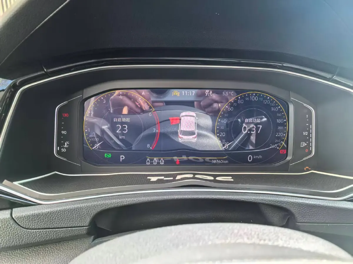 2022 Volkswagen T-Roc 1.4T 150HP L4 7DCT,autocango,china used car exporter,china ev exporter,chinese used car exporter,chinese used ev exporter