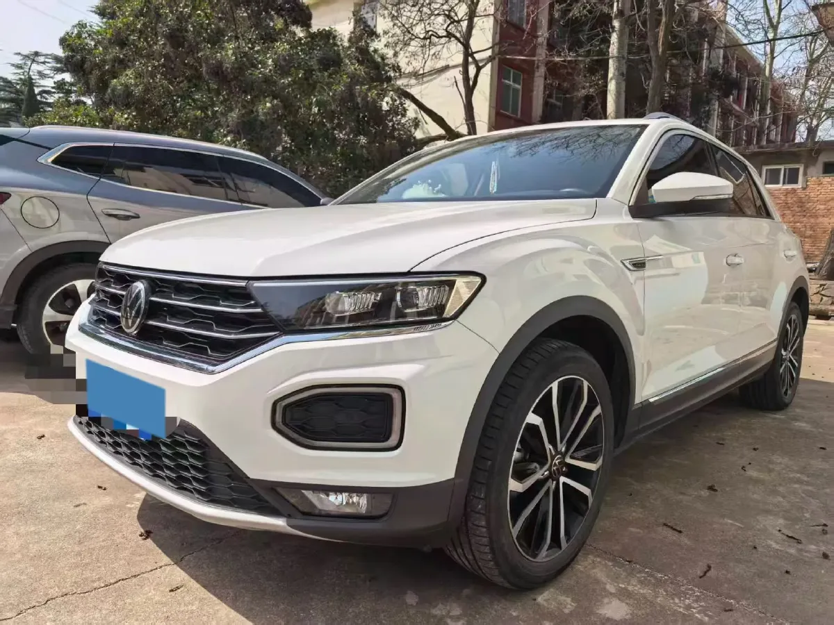 2022 Volkswagen T-Roc 1.4T 150HP L4 7DCT,autocango,china used car exporter,china ev exporter,chinese used car exporter,chinese used ev exporter