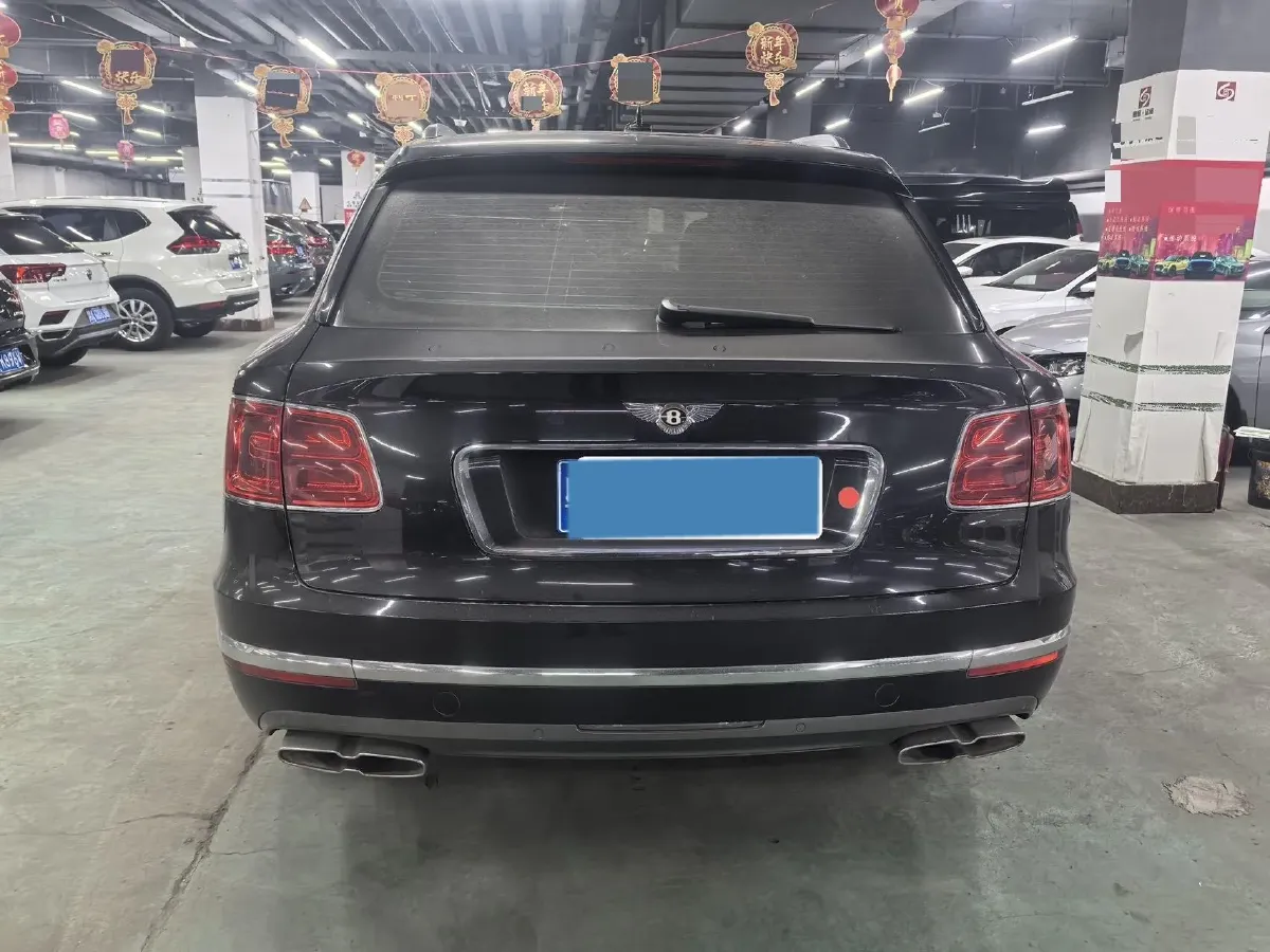 2018 Bentley Bentayga 4.0T 550HP V8 8AT,autocango,china used car exporter,china ev exporter,chinese used car exporter,chinese used ev exporter
