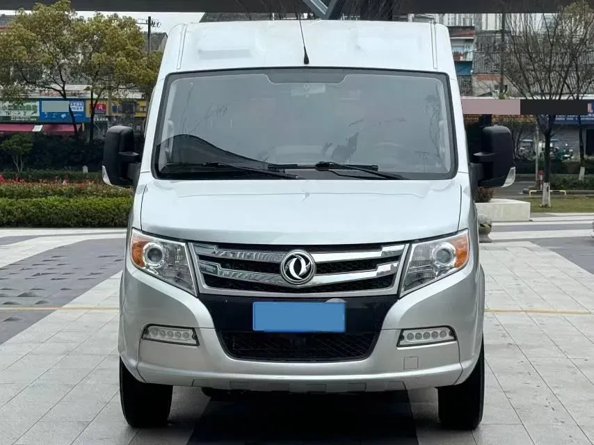 2021 DongFeng DFAC YuFeng 2.0T 136HP L4 6MT,autocango,china used car exporter,china ev exporter,chinese used car exporter,chinese used ev exporter