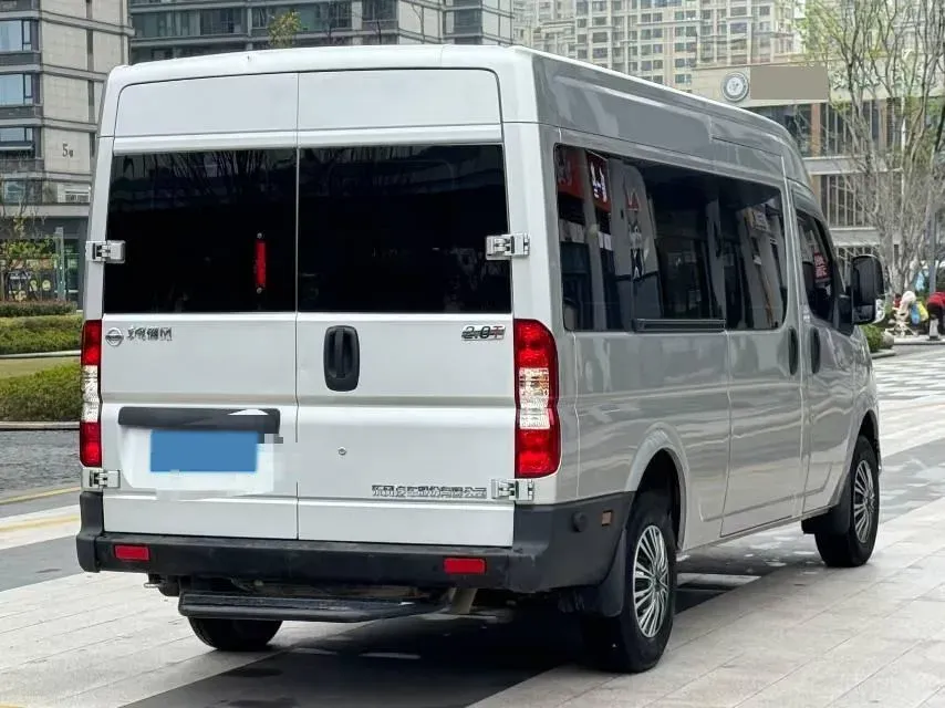 2021 DongFeng DFAC YuFeng 2.0T 136HP L4 6MT,autocango,china used car exporter,china ev exporter,chinese used car exporter,chinese used ev exporter