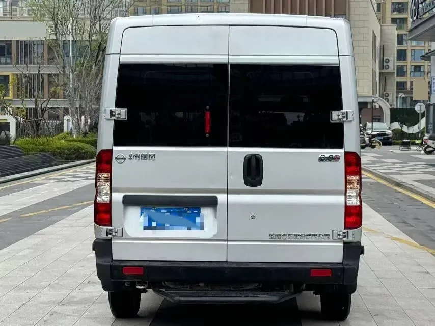 2021 DongFeng DFAC YuFeng 2.0T 136HP L4 6MT,autocango,china used car exporter,china ev exporter,chinese used car exporter,chinese used ev exporter