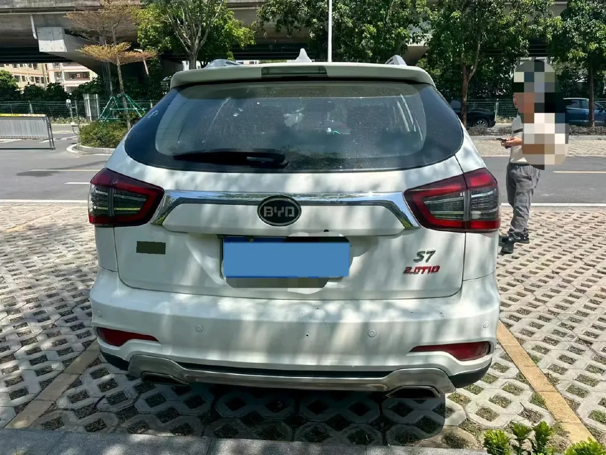 2017 BYD S7 2.0T 205HP L4 6DCT,autocango,china used car exporter,china ev exporter,chinese used car exporter,chinese used ev exporter