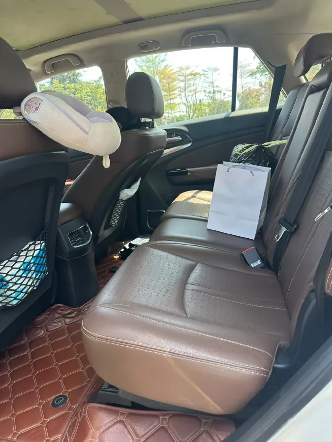 2017 BYD S7 2.0T 205HP L4 6DCT,autocango,china used car exporter,china ev exporter,chinese used car exporter,chinese used ev exporter