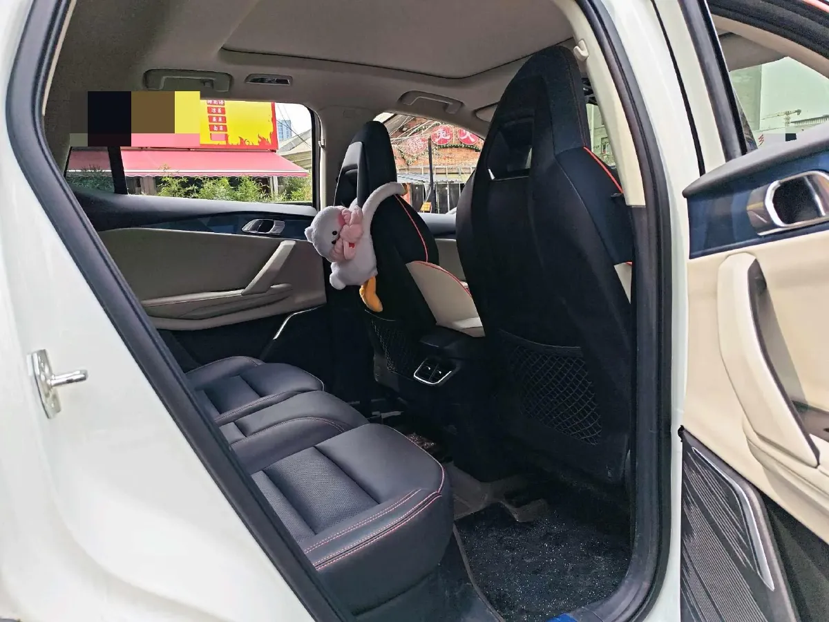 2020 LYNK&CO 06 1.5T 177HP L3 7DCT,autocango,china used car exporter,china ev exporter,chinese used car exporter,chinese used ev exporter