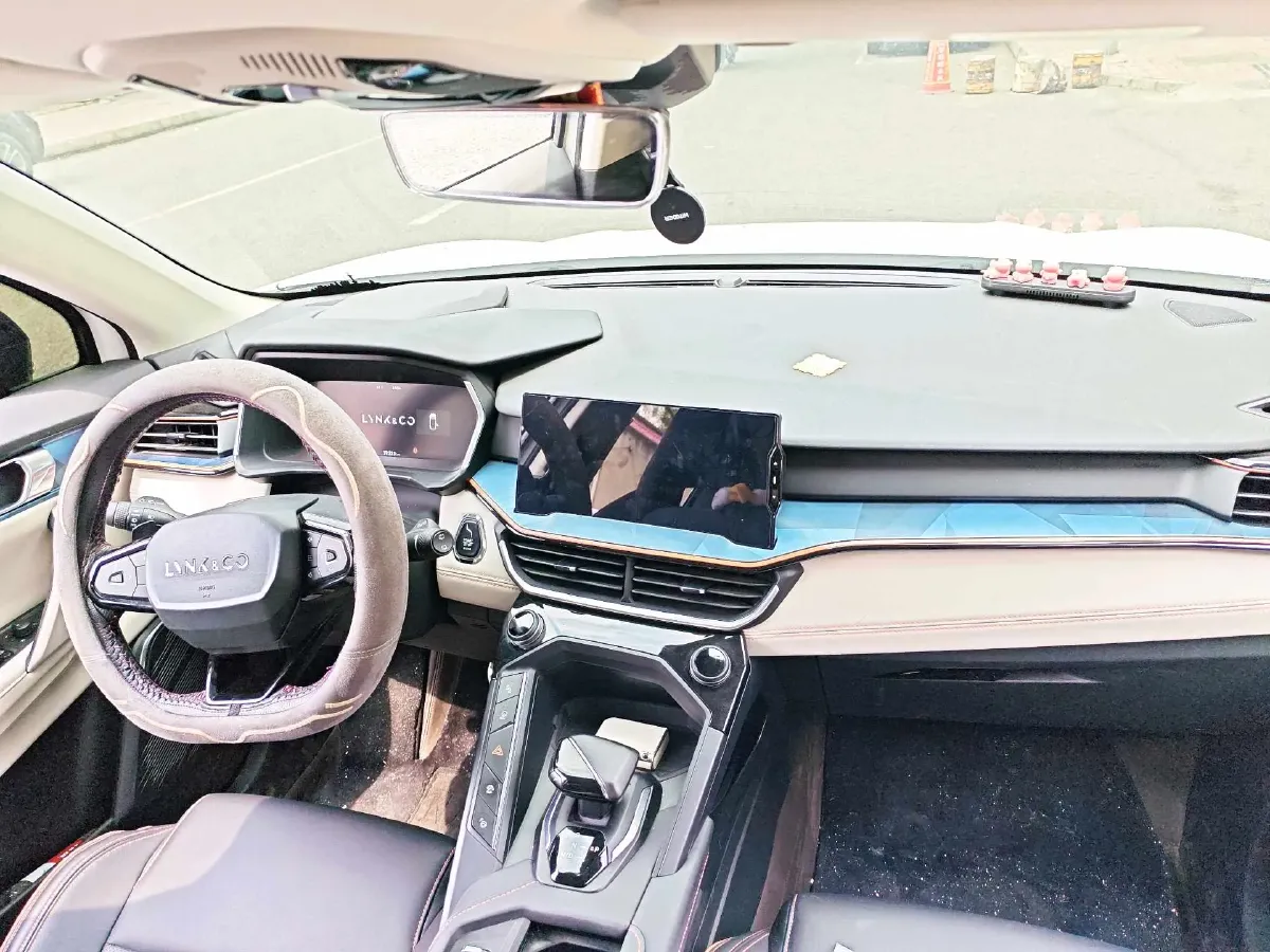 2020 LYNK&CO 06 1.5T 177HP L3 7DCT,autocango,china used car exporter,china ev exporter,chinese used car exporter,chinese used ev exporter