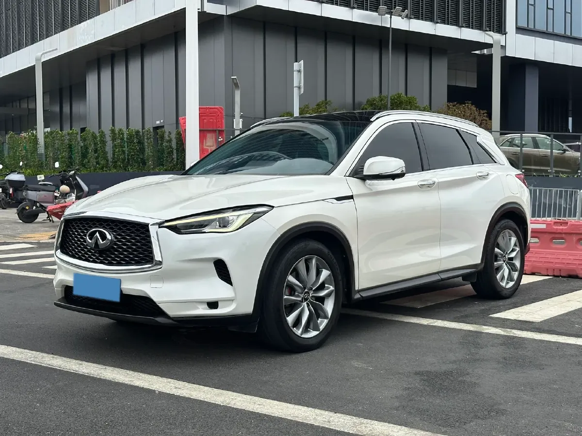 2020 Infiniti QX50 2.0T 245HP L4 CVT,autocango,china used car exporter,china ev exporter,chinese used car exporter,chinese used ev exporter