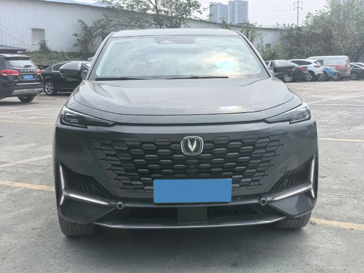 2022 Chevrolet Menlo BEV 61.1KWH,autocango,china used car exporter,china ev exporter,chinese used car exporter,chinese used ev exporter