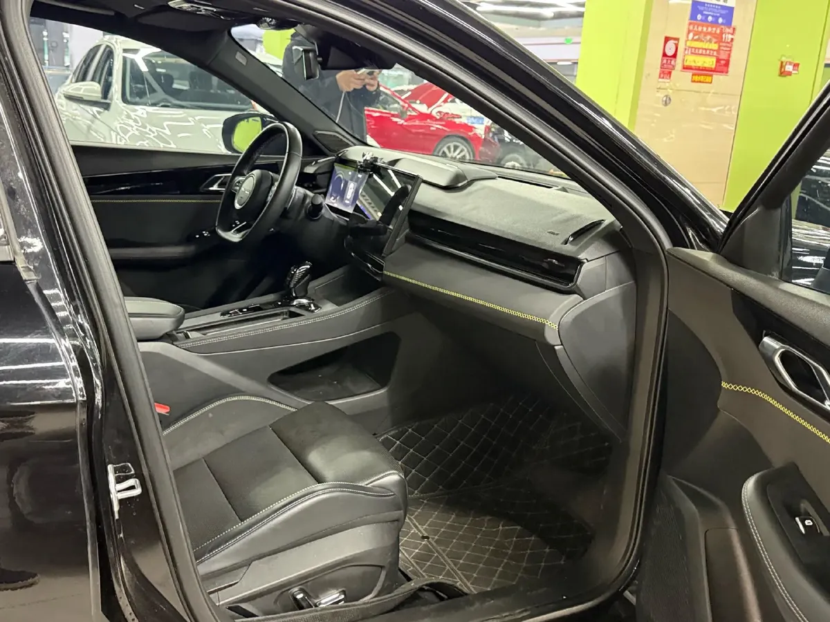 2023 LYNK&CO 03 2.0T 254HP L4 7DCT,autocango,china used car exporter,china ev exporter,chinese used car exporter,chinese used ev exporter