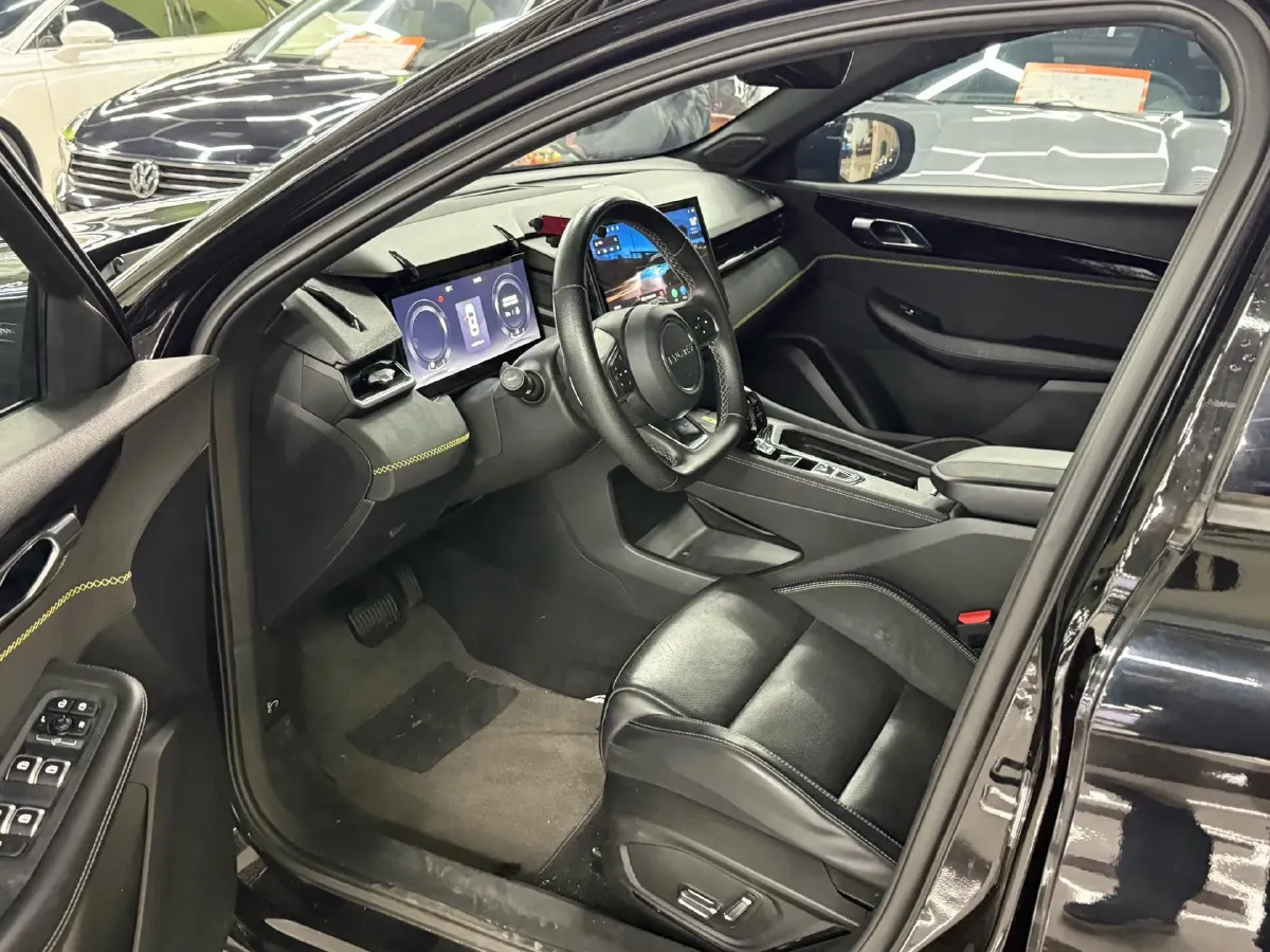 2023 LYNK&CO 03 2.0T 254HP L4 7DCT,autocango,china used car exporter,china ev exporter,chinese used car exporter,chinese used ev exporter