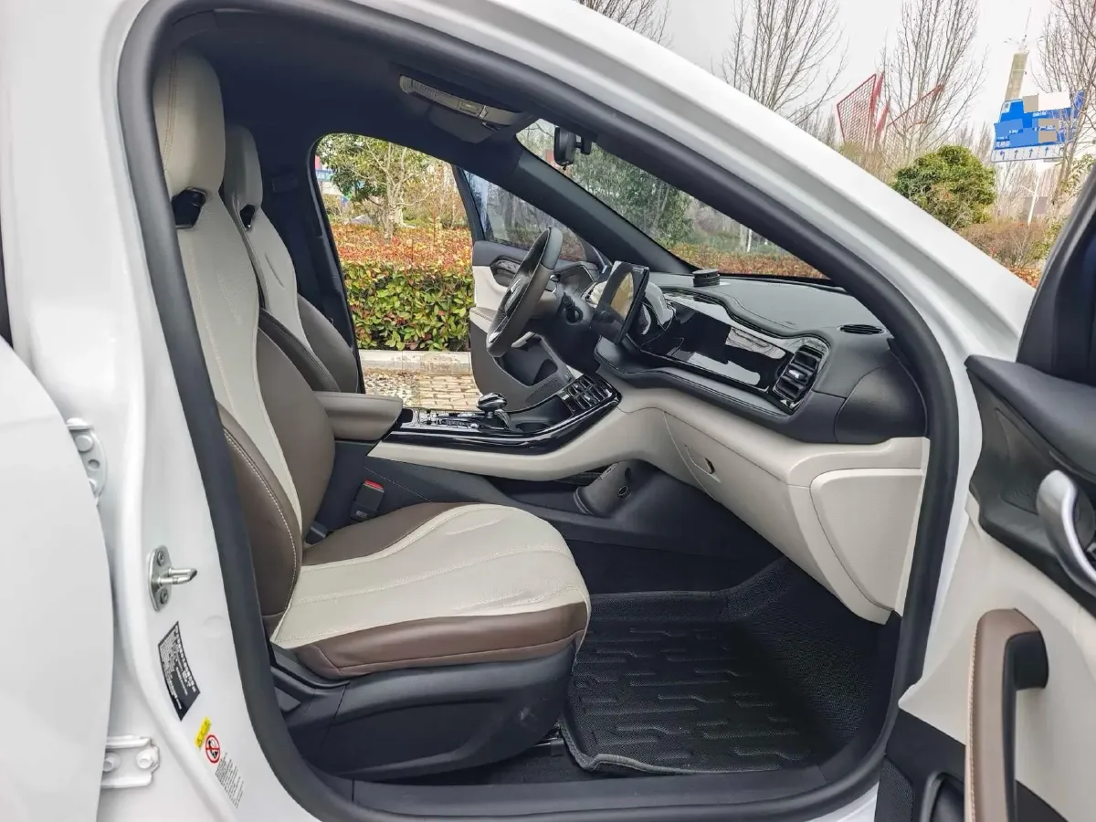 2023 BYD Qin Plus 1.5L 110HP L4 E-CVT PHEV 8.32KWH,autocango,china used car exporter,china ev exporter,chinese used car exporter,chinese used ev exporter