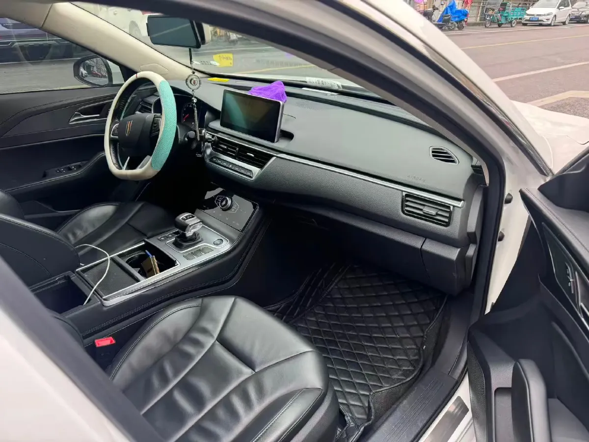 2022 HongQi H5 1.5T 169HP L4 7DCT,autocango,china used car exporter,china ev exporter,chinese used car exporter,chinese used ev exporter