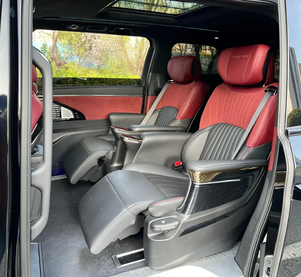 2024 GAC Trumpchi M8 2.0T 252HP L4 8AT,autocango,china used car exporter,china ev exporter,chinese used car exporter,chinese used ev exporter