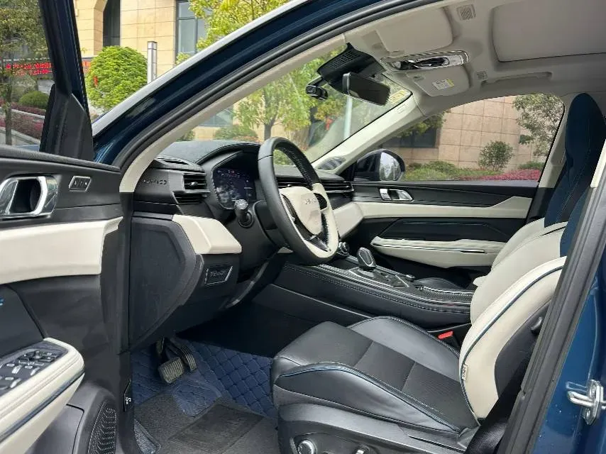 2021 LYNK&CO 01 2.0T 218HP L4 8AT,autocango,china used car exporter,china ev exporter,chinese used car exporter,chinese used ev exporter