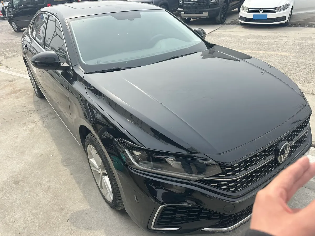 2023 Volkswagen Passat 2.0T 186HP L4 7DCT,autocango,china used car exporter,china ev exporter,chinese used car exporter,chinese used ev exporter