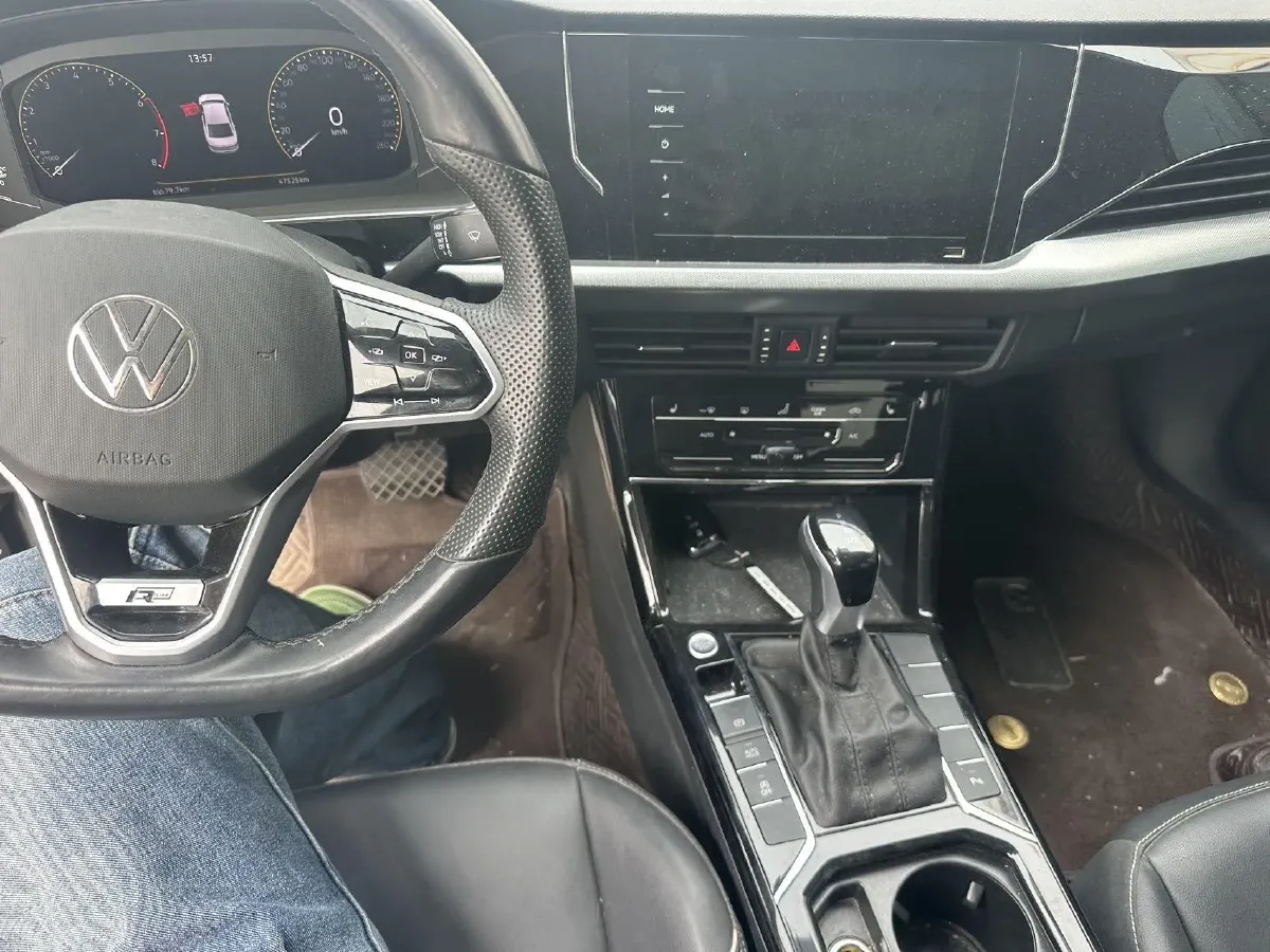 2023 Volkswagen Passat 2.0T 186HP L4 7DCT,autocango,china used car exporter,china ev exporter,chinese used car exporter,chinese used ev exporter