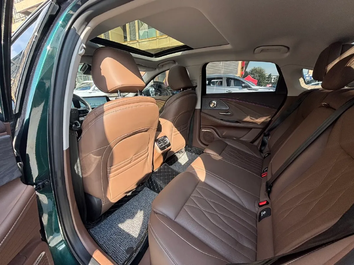 2023 Chery Arrizo 8 2.0T 254HP L4 7DCT,autocango,china used car exporter,china ev exporter,chinese used car exporter,chinese used ev exporter