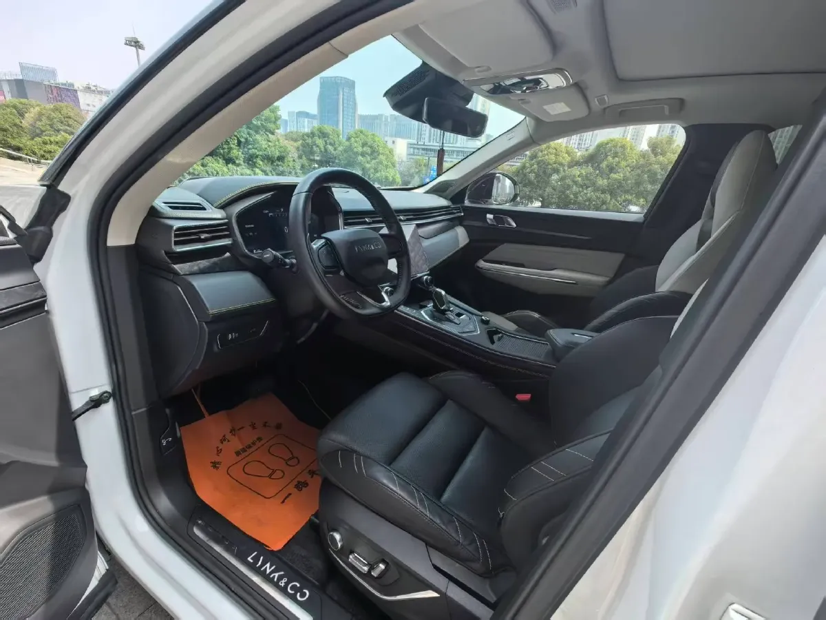 2020 LYNK&CO 05 2.0T 254HP L4 8AT,autocango,china used car exporter,china ev exporter,chinese used car exporter,chinese used ev exporter