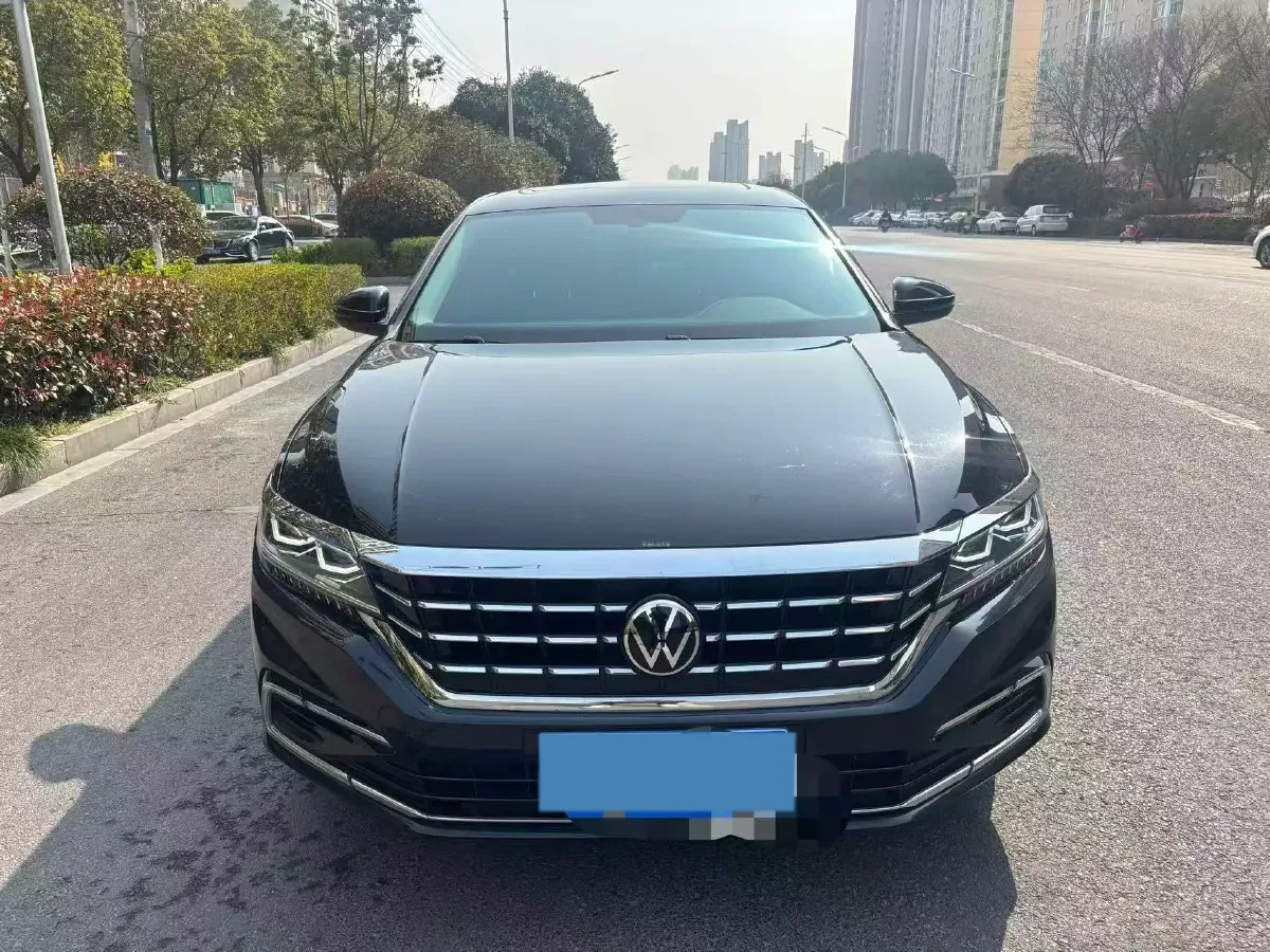 2021 Volkswagen Passat 2.0T 220HP L4 7DCT,autocango,china used car exporter,china ev exporter,chinese used car exporter,chinese used ev exporter