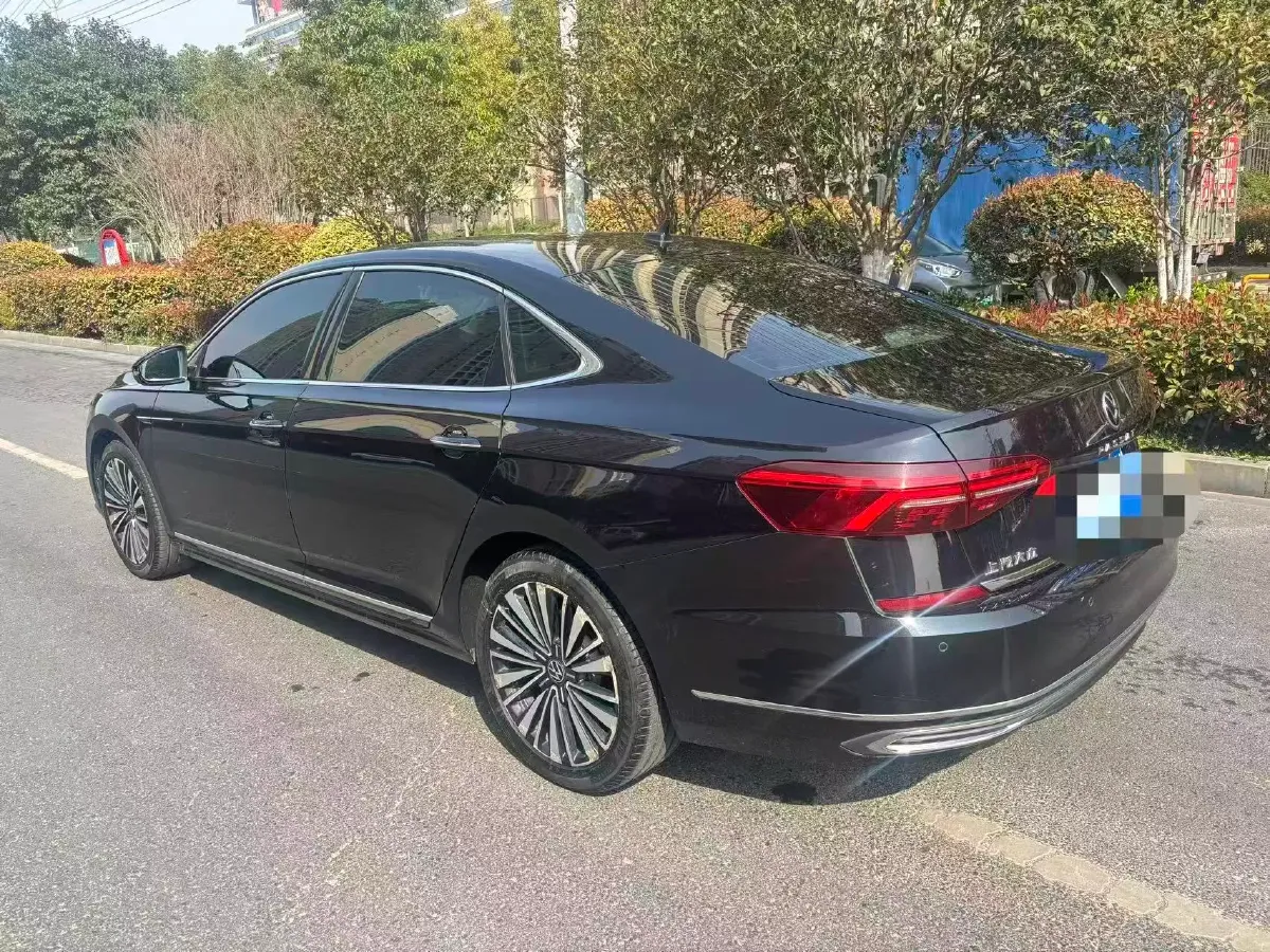 2021 Volkswagen Passat 2.0T 220HP L4 7DCT,autocango,china used car exporter,china ev exporter,chinese used car exporter,chinese used ev exporter