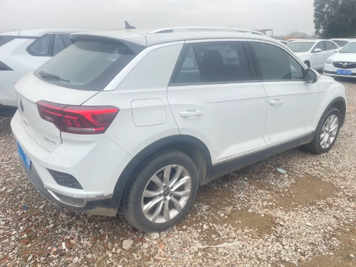 2022 Volkswagen T-Roc 1.4T 150HP L4 7DCT,autocango,china used car exporter,china ev exporter,chinese used car exporter,chinese used ev exporter