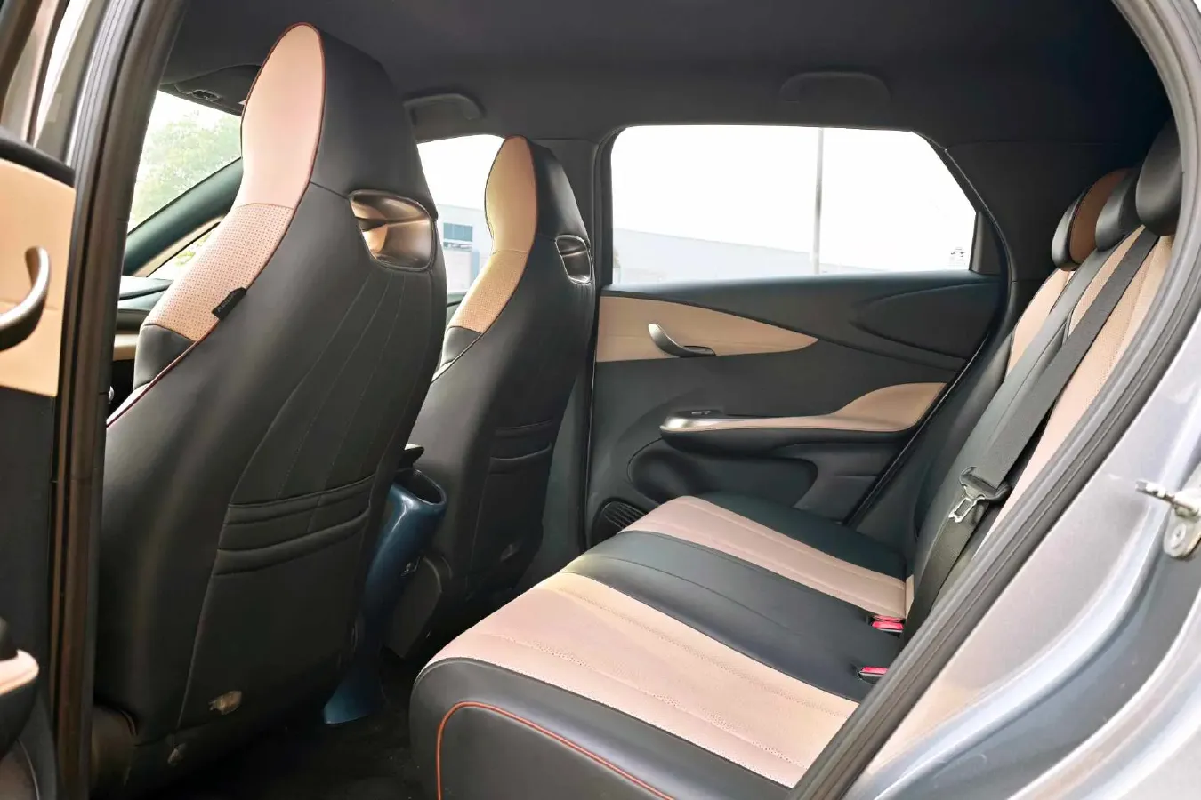 2023 BYD Dolphin BEV 44.928KWH,autocango,china used car exporter,china ev exporter,chinese used car exporter,chinese used ev exporter