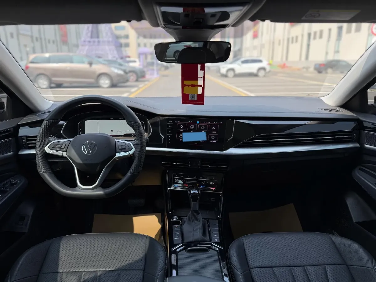 2024 Volkswagen Passat 2.0T 220HP L4 7DCT,autocango,china used car exporter,china ev exporter,chinese used car exporter,chinese used ev exporter