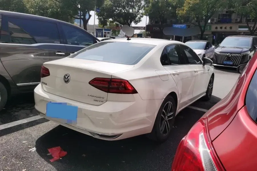 2019 Volkswagen Passat 1.4T 150HP L4 7DCT,autocango,china used car exporter,china ev exporter,chinese used car exporter,chinese used ev exporter