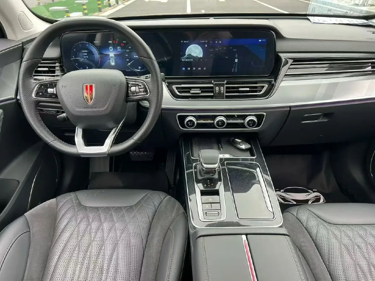 2023 HongQi HS5 2.0T 252HP L4 8AT,autocango,china used car exporter,china ev exporter,chinese used car exporter,chinese used ev exporter