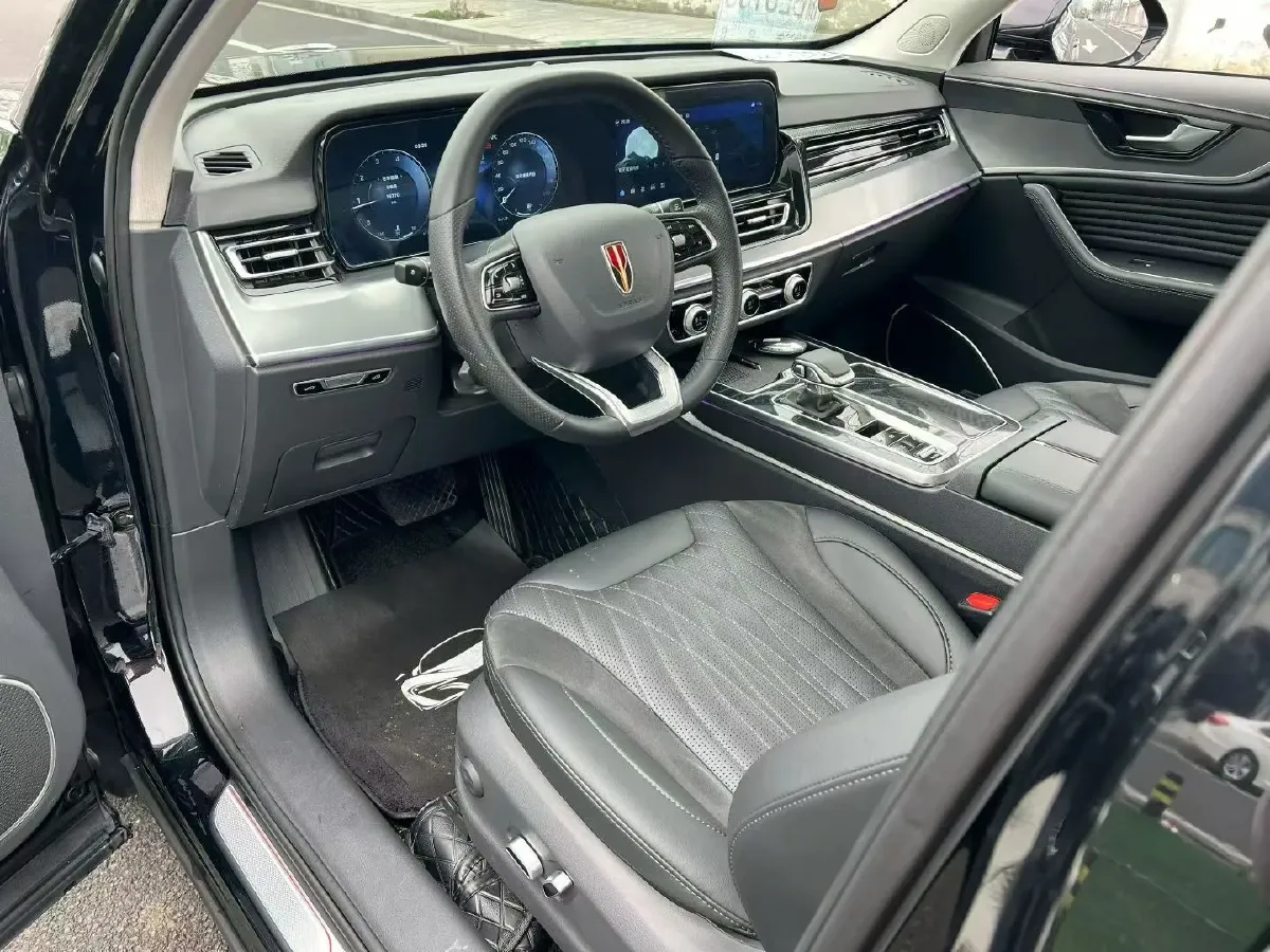 2023 HongQi HS5 2.0T 252HP L4 8AT,autocango,china used car exporter,china ev exporter,chinese used car exporter,chinese used ev exporter