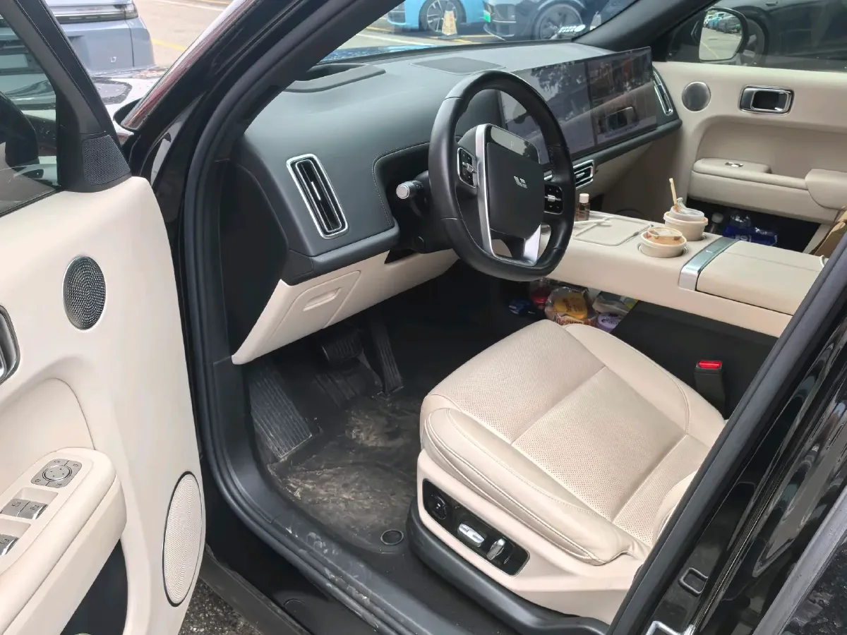 2024 Li L8 Range Extended 154HP REEV 42.8KWH,autocango,china used car exporter,china ev exporter,chinese used car exporter,chinese used ev exporter