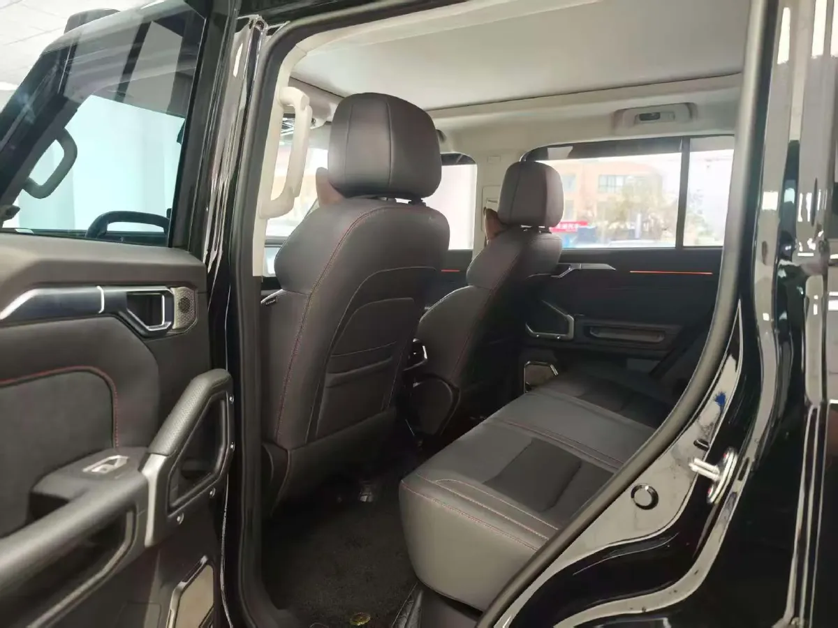 2024 Jetour Traveller 2.0T 254HP L4 7DCT,autocango,china used car exporter,china ev exporter,chinese used car exporter,chinese used ev exporter