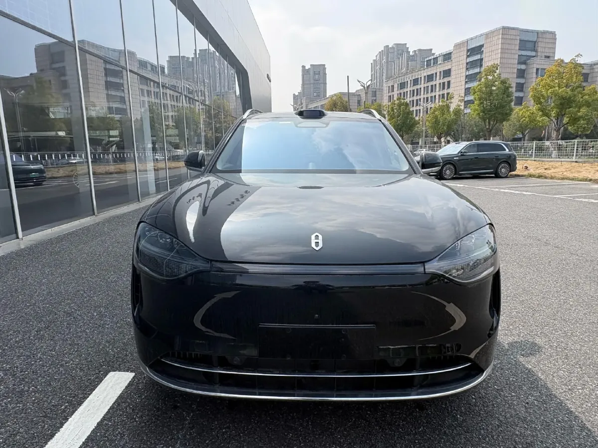 2024 AITO AITO M9 1.5T 152HP L4 REEV 42KWH,autocango,china used car exporter,china ev exporter,chinese used car exporter,chinese used ev exporter