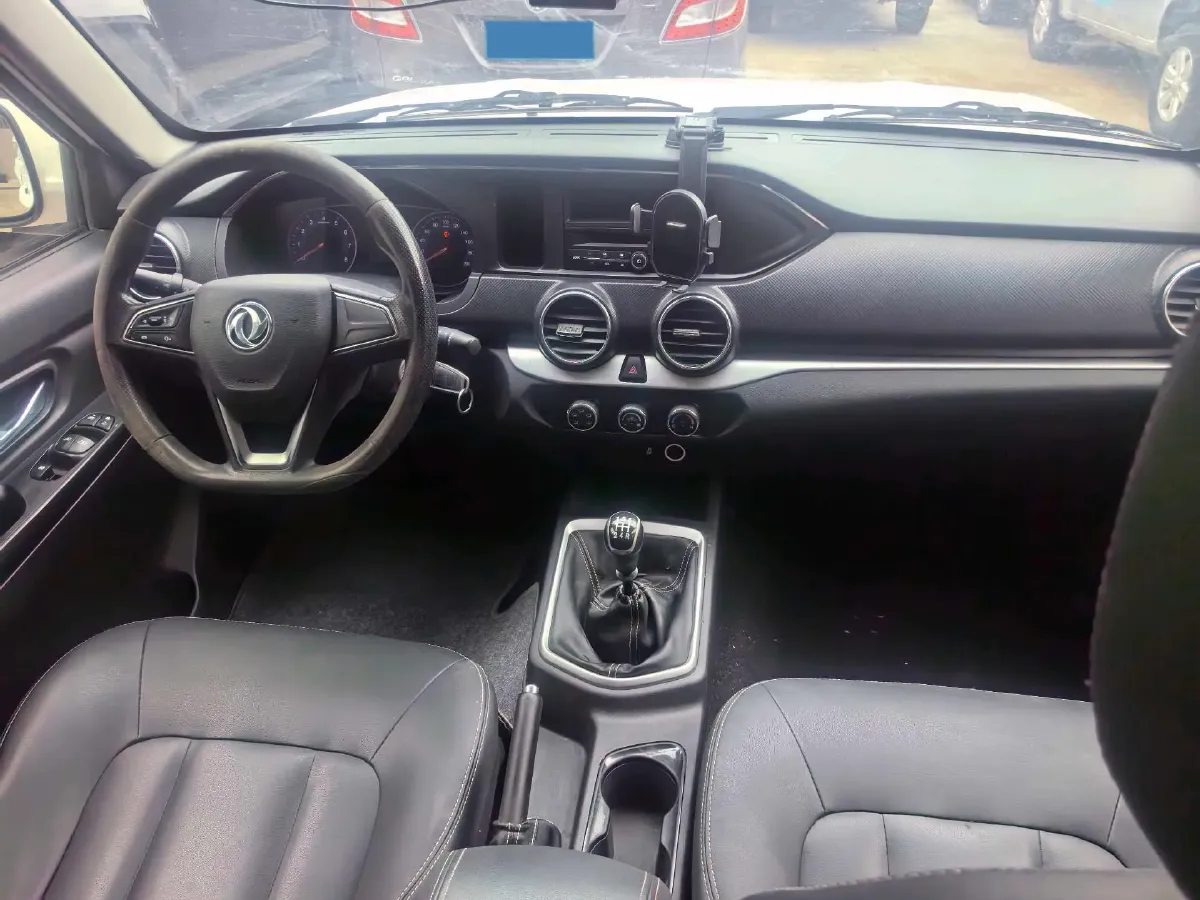 2021 Dongfeng RuiQi 2.4L 158HP L4 5MT,autocango,china used car exporter,china ev exporter,chinese used car exporter,chinese used ev exporter