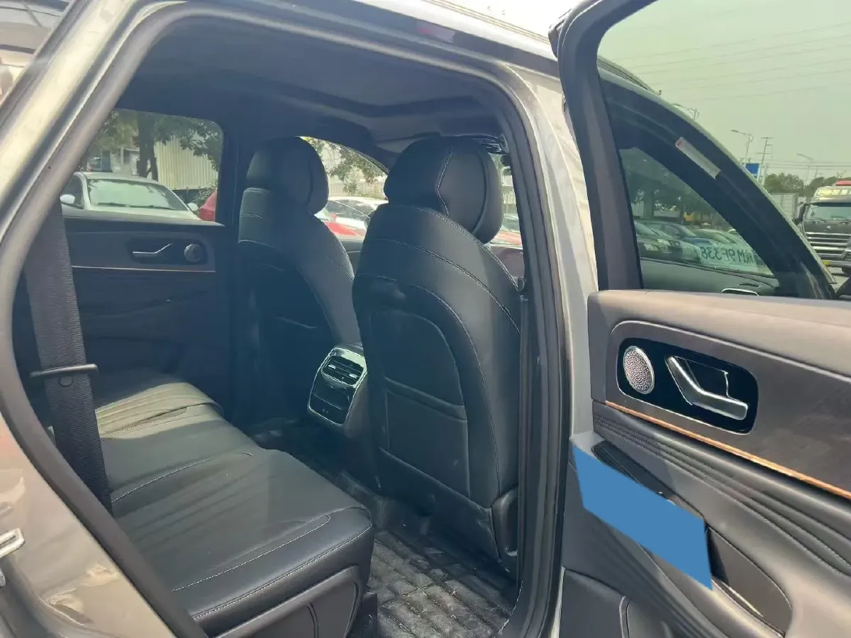 2025 Chery Tiggo 9 2.0T 261HP L4 7DCT,autocango,china used car exporter,china ev exporter,chinese used car exporter,chinese used ev exporter