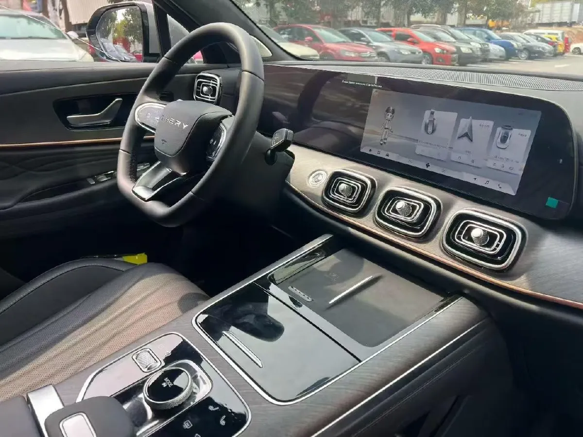 2025 Chery Tiggo 9 2.0T 261HP L4 7DCT,autocango,china used car exporter,china ev exporter,chinese used car exporter,chinese used ev exporter