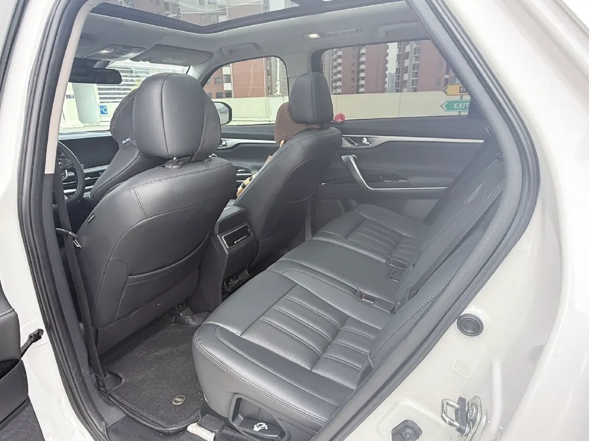 2019 ChangAn CS95 2.0T 233HP L4 6AT,autocango,china used car exporter,china ev exporter,chinese used car exporter,chinese used ev exporter