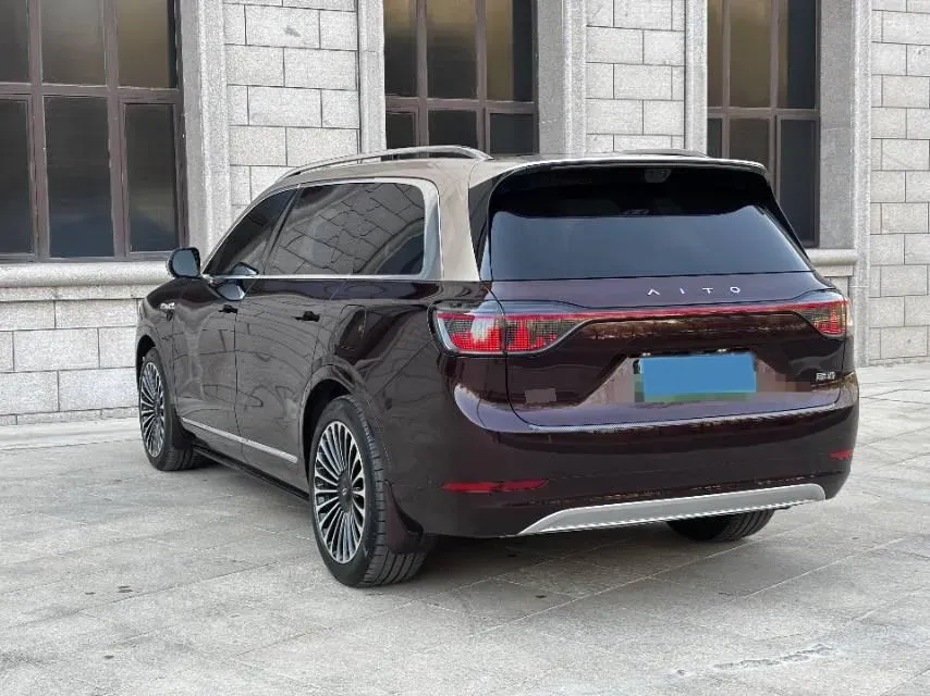 2025 AITO AITO M9 REEV 160HP REEV 52KWH,autocango,china used car exporter,china ev exporter,chinese used car exporter,chinese used ev exporter